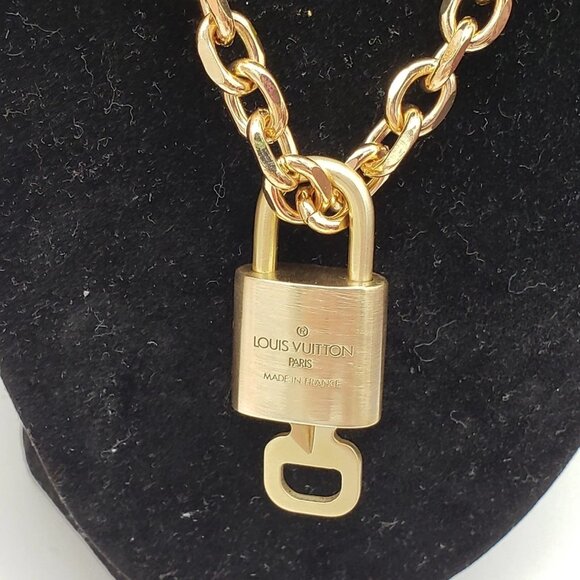 Authentic Louis Vuitton Gold Padlock With Unbranded Gold Plated Chain - Picture 3 of 9